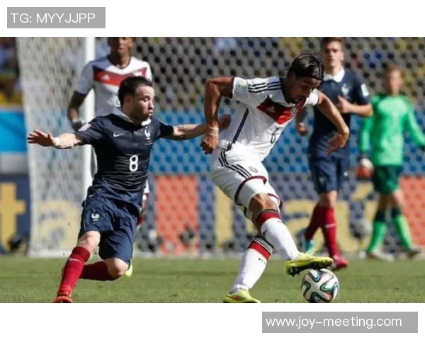 矮个儿足球明星的逆袭之路如何突破身高限制赢得世界的认可