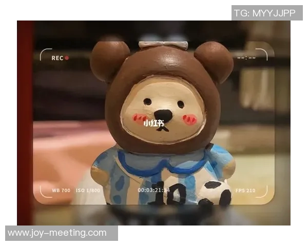 足球明星梅西化身石膏娃娃展现足球魅力与艺术之美的完美结合